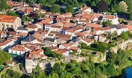 黑水回乡建别墅为什么一定要选专业乡墅公司